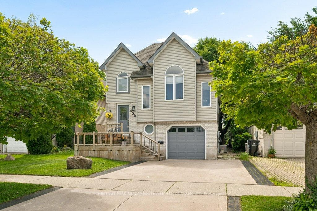 530 Penny Lane photo 2