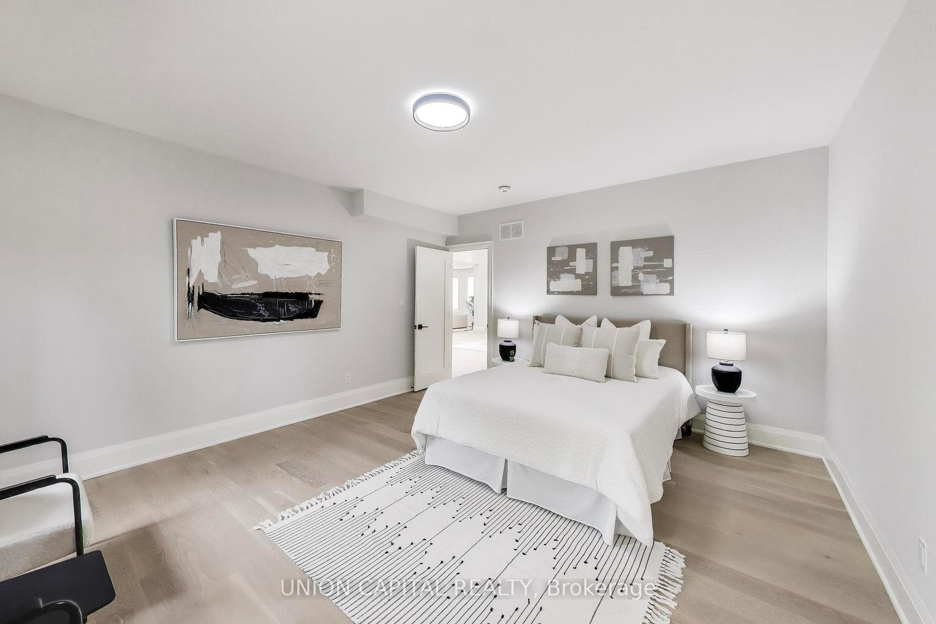 58 Forsyth Avenue photo 17