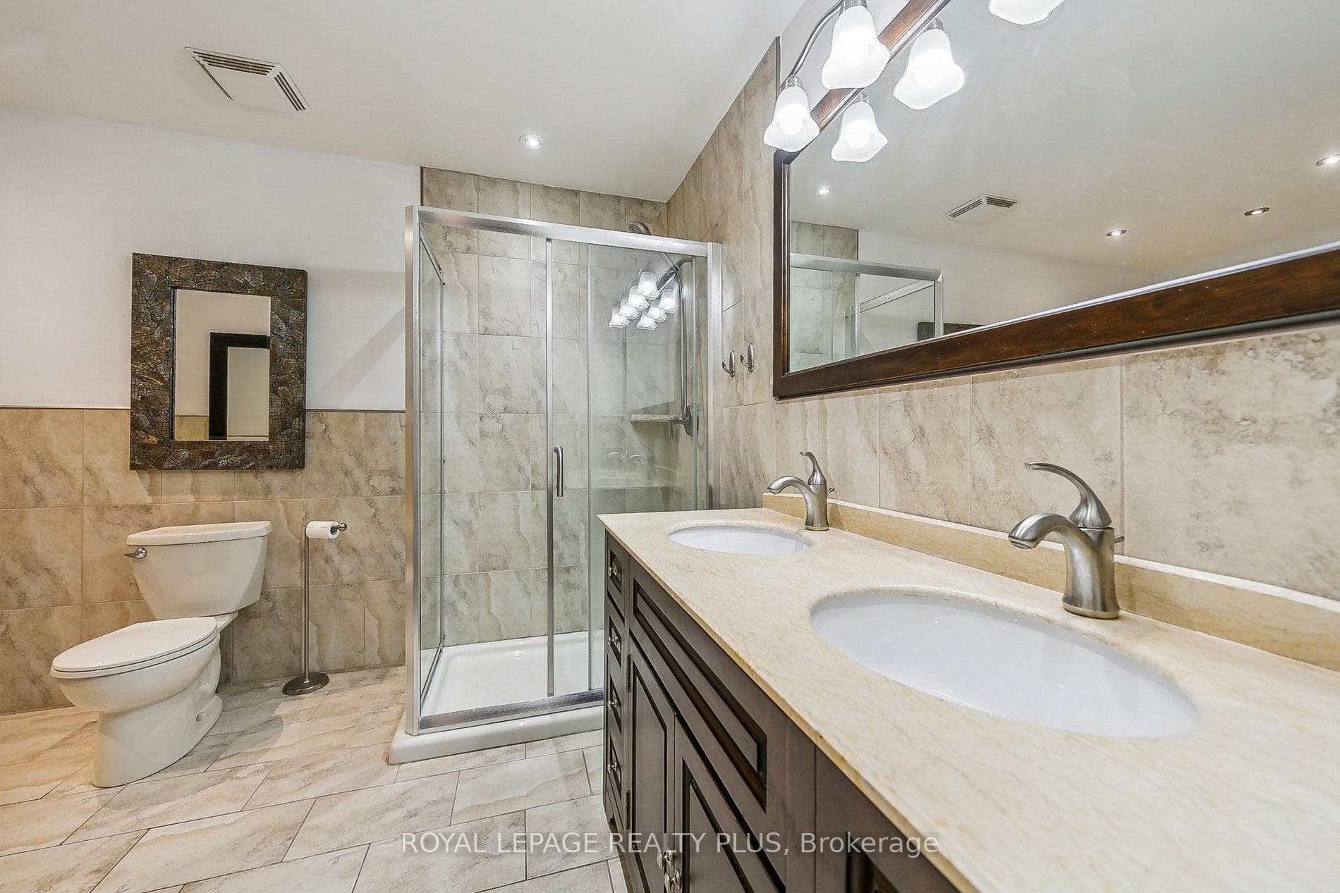 5662 Glen Erin Drive Unit 60 photo 23