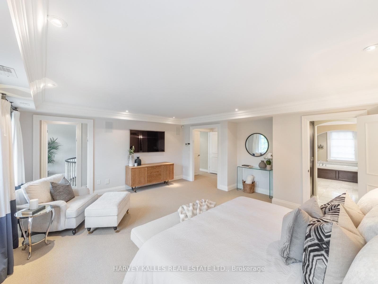Suite Like Primary Bedroom