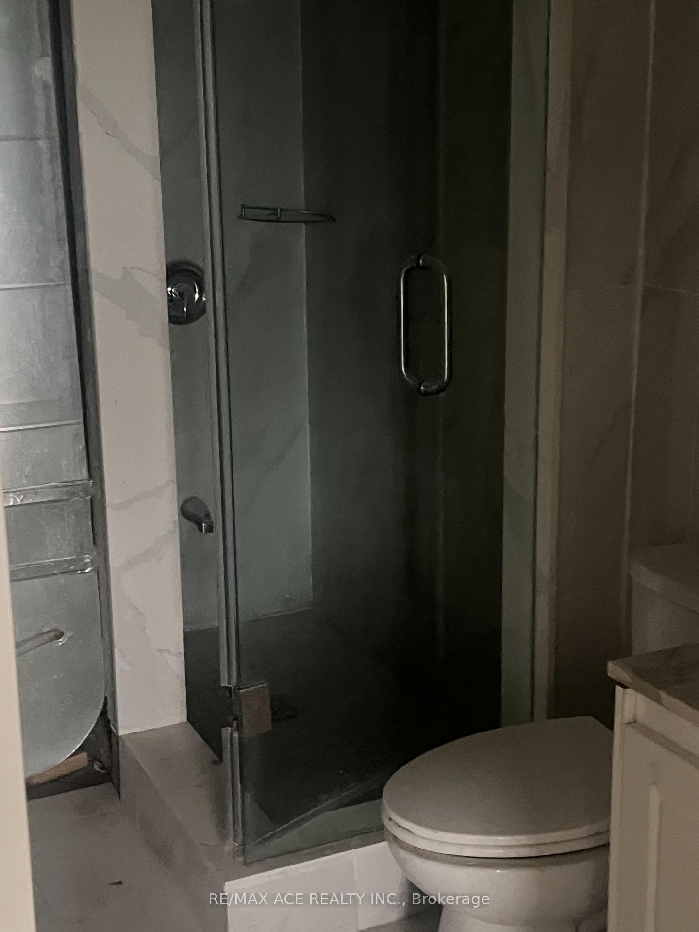2621 Eglinton Avenue Unit Upper Unit photo 4