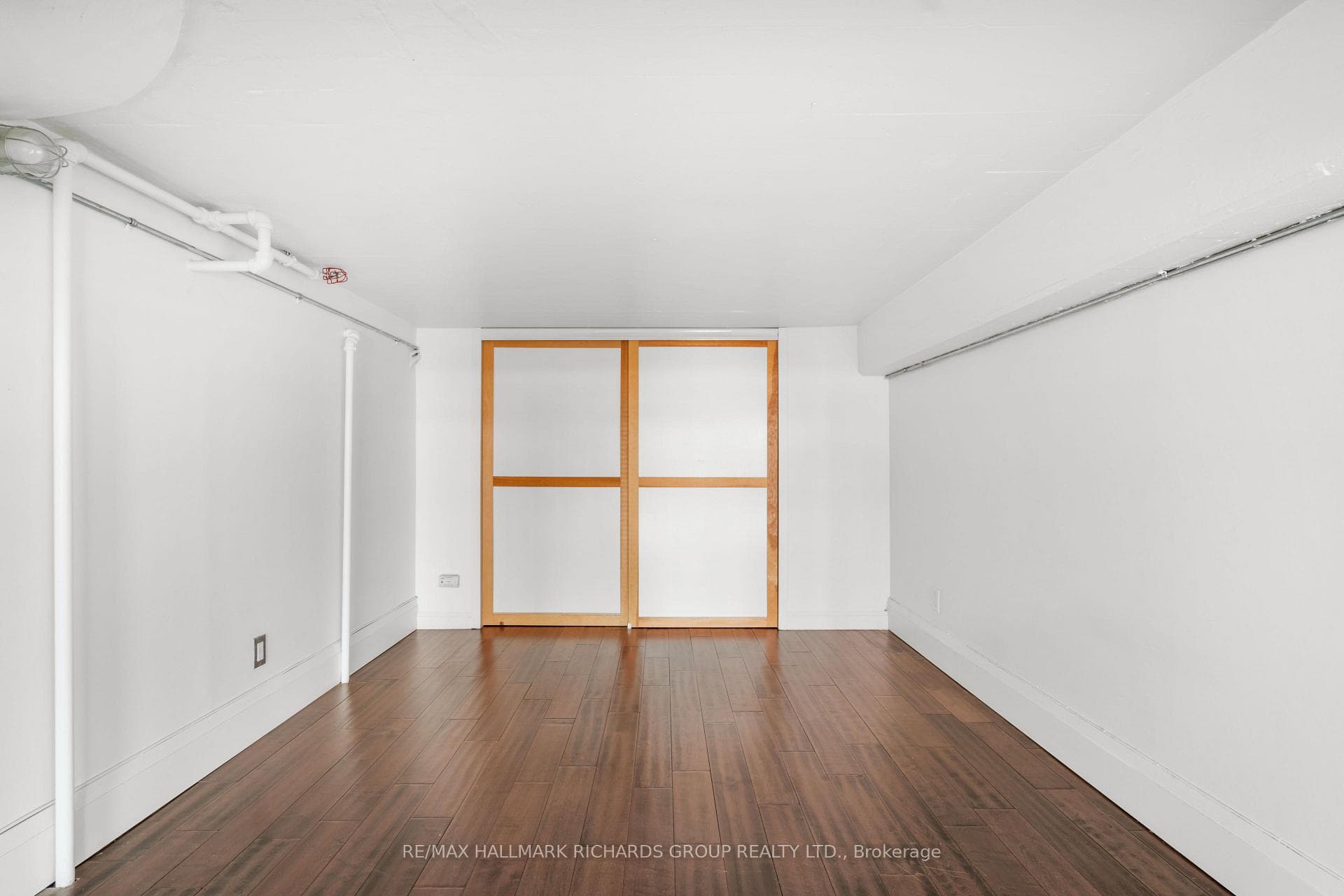 245 Carlaw Avenue Unit 202B photo 18