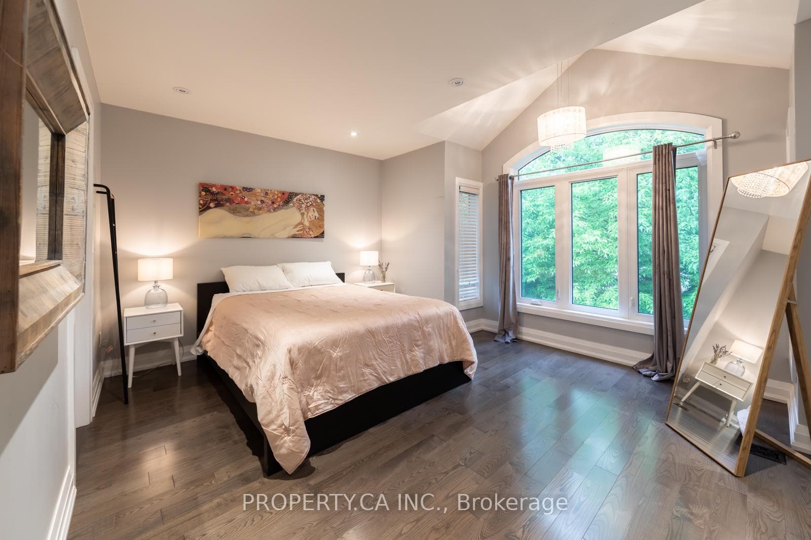475 Woodbine Avenue Unit 4 photo 30
