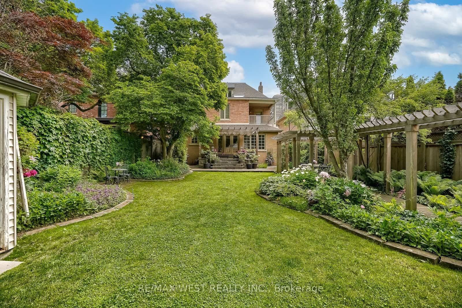 70 Forest Hill Road photo 46