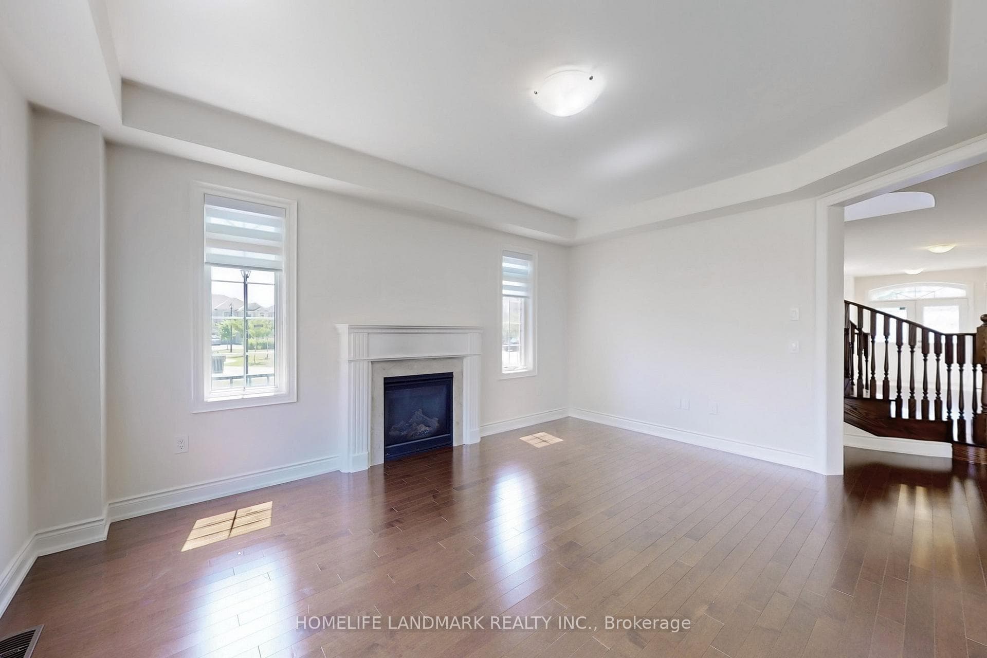1533 Devine Point photo 21