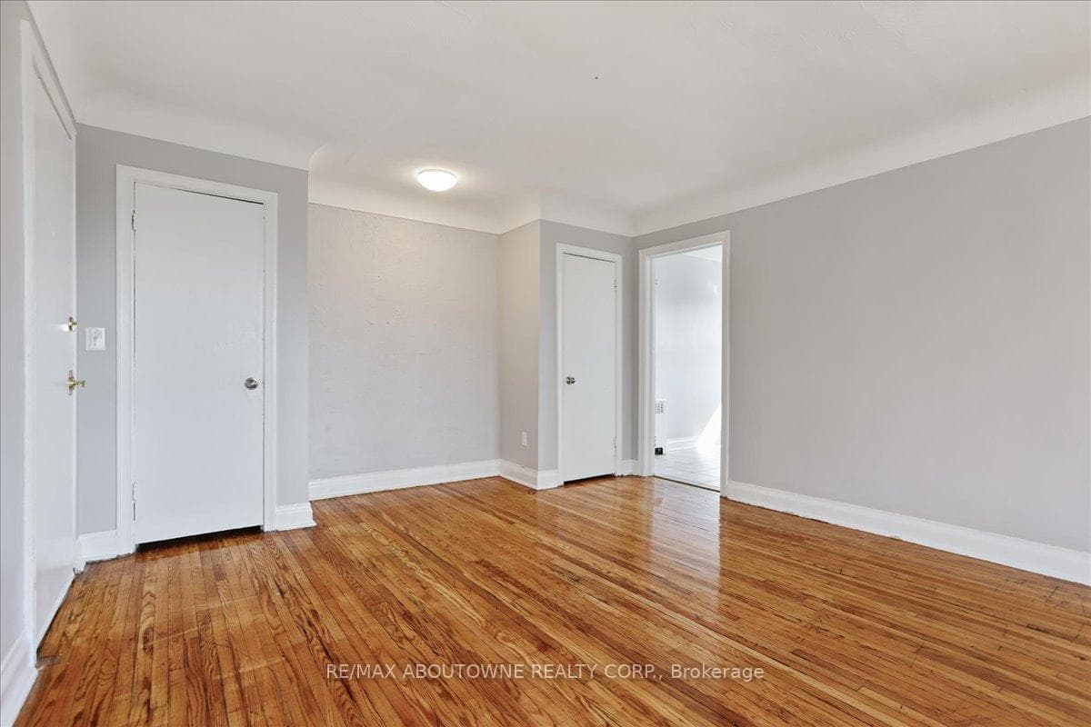 1031 Churchill Avenue Unit 5 photo 5