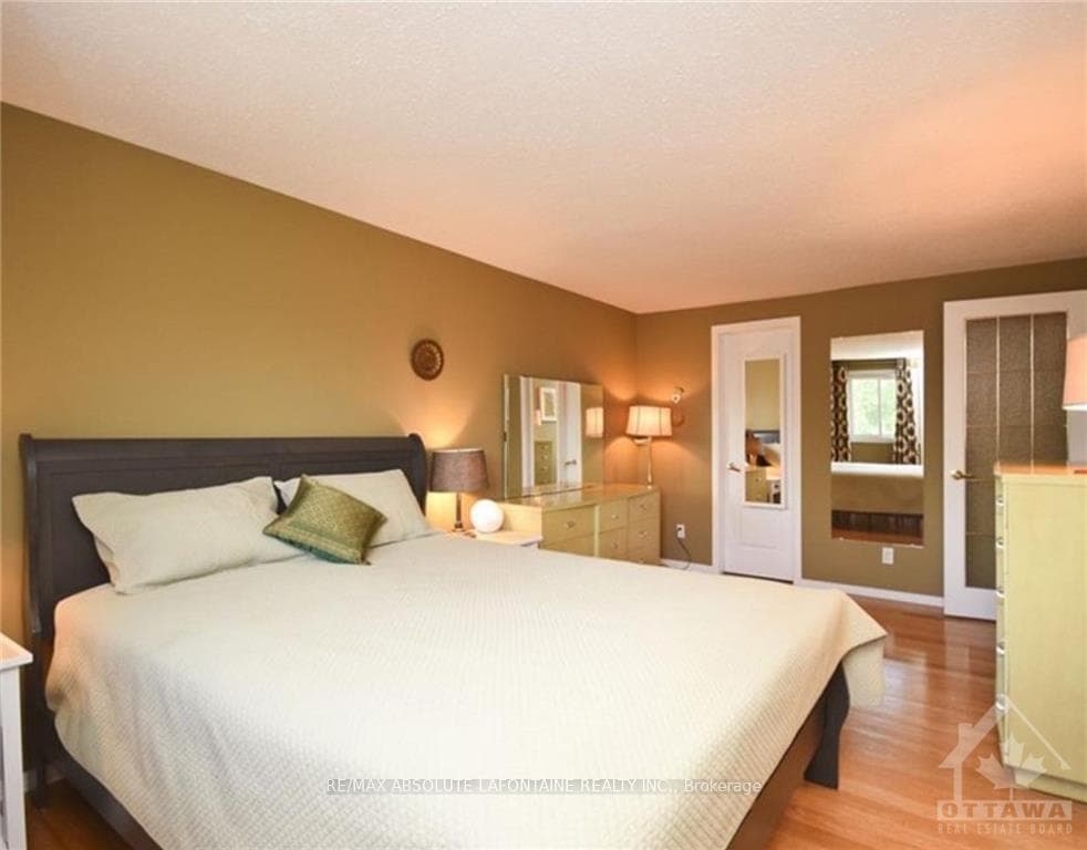 404 MONTFORT Street Unit 7 photo 9