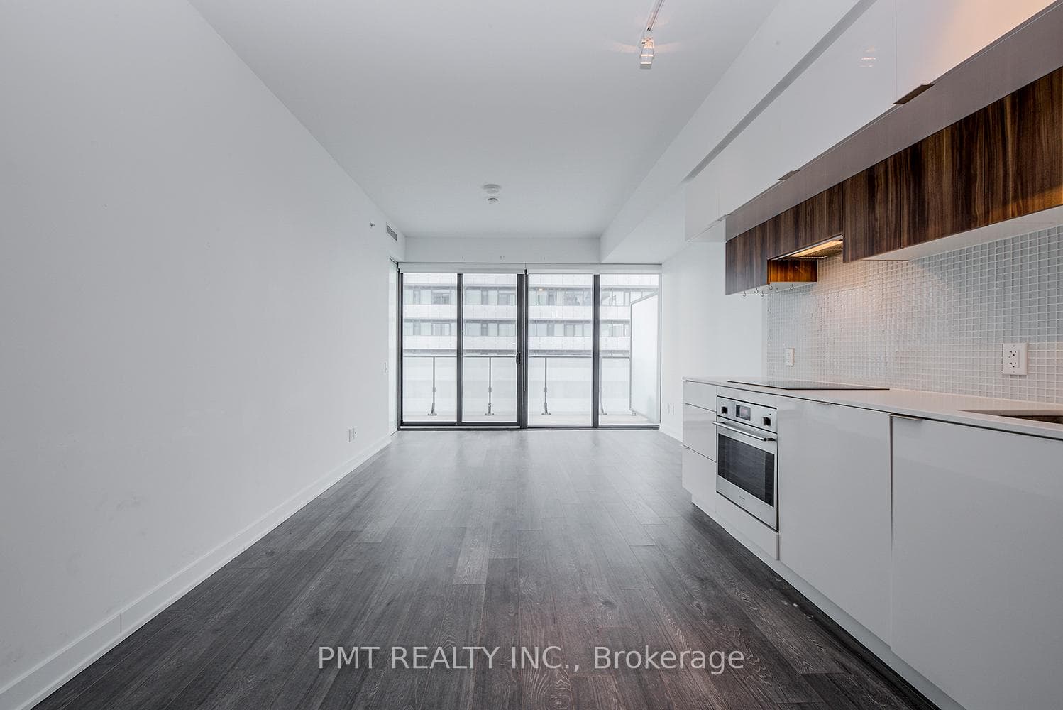 185 Roehampton Avenue Unit 2401 photo 11