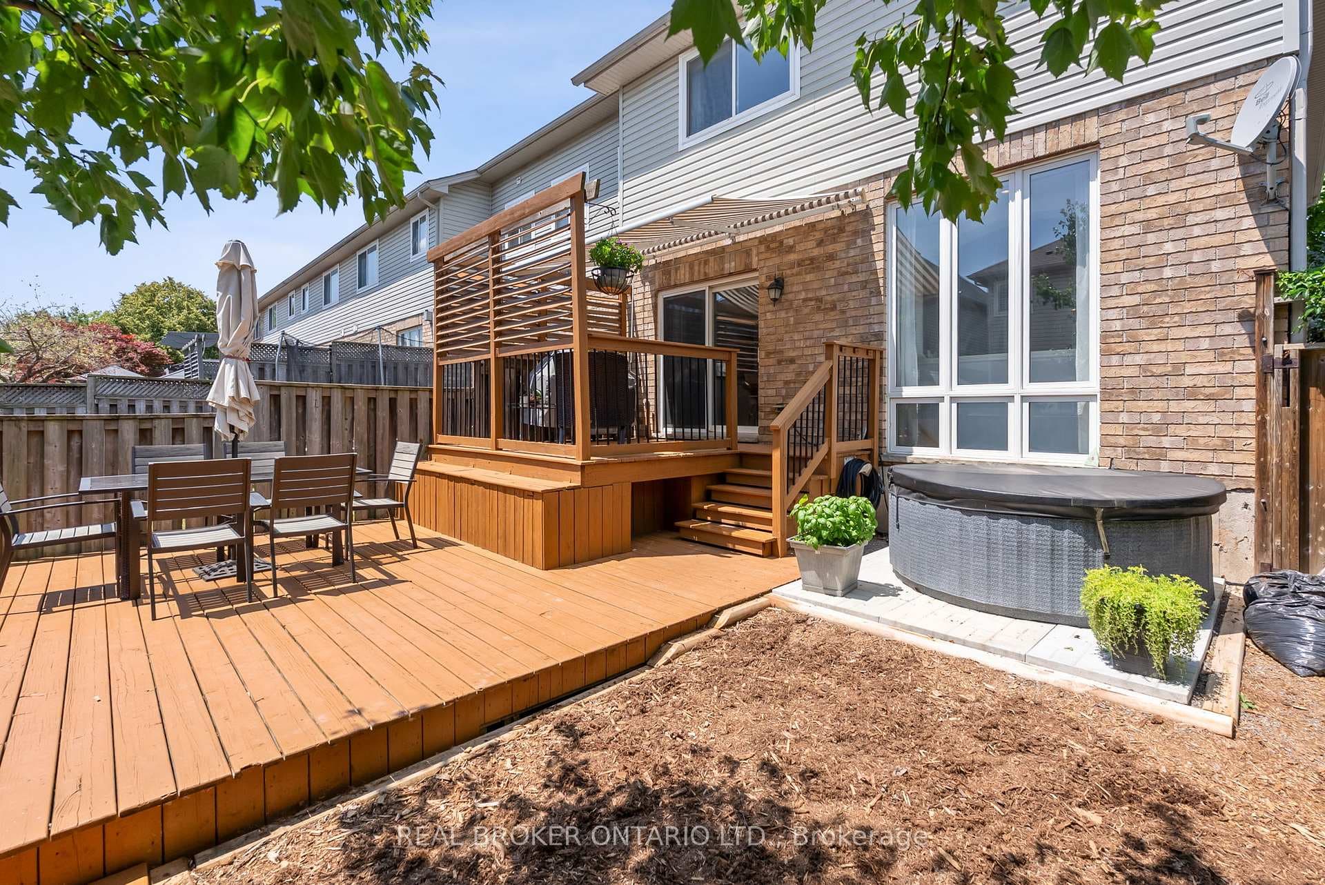 5350 Haldimand Crescent photo 39