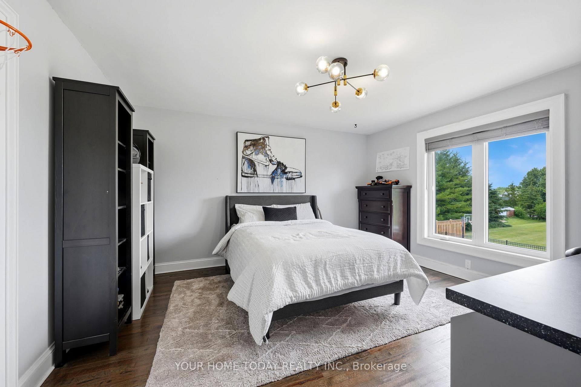 4925 Trafalgar Road photo 30