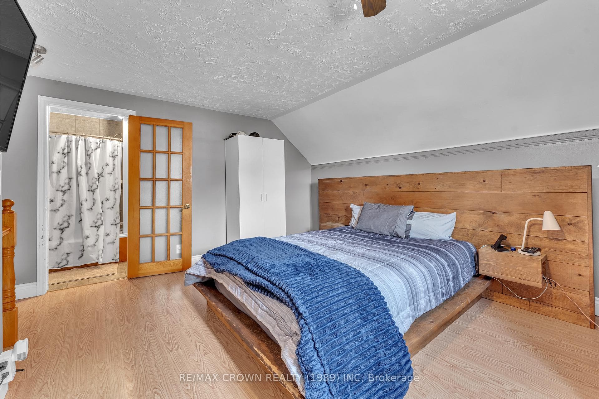 274 Belanger Street photo 13