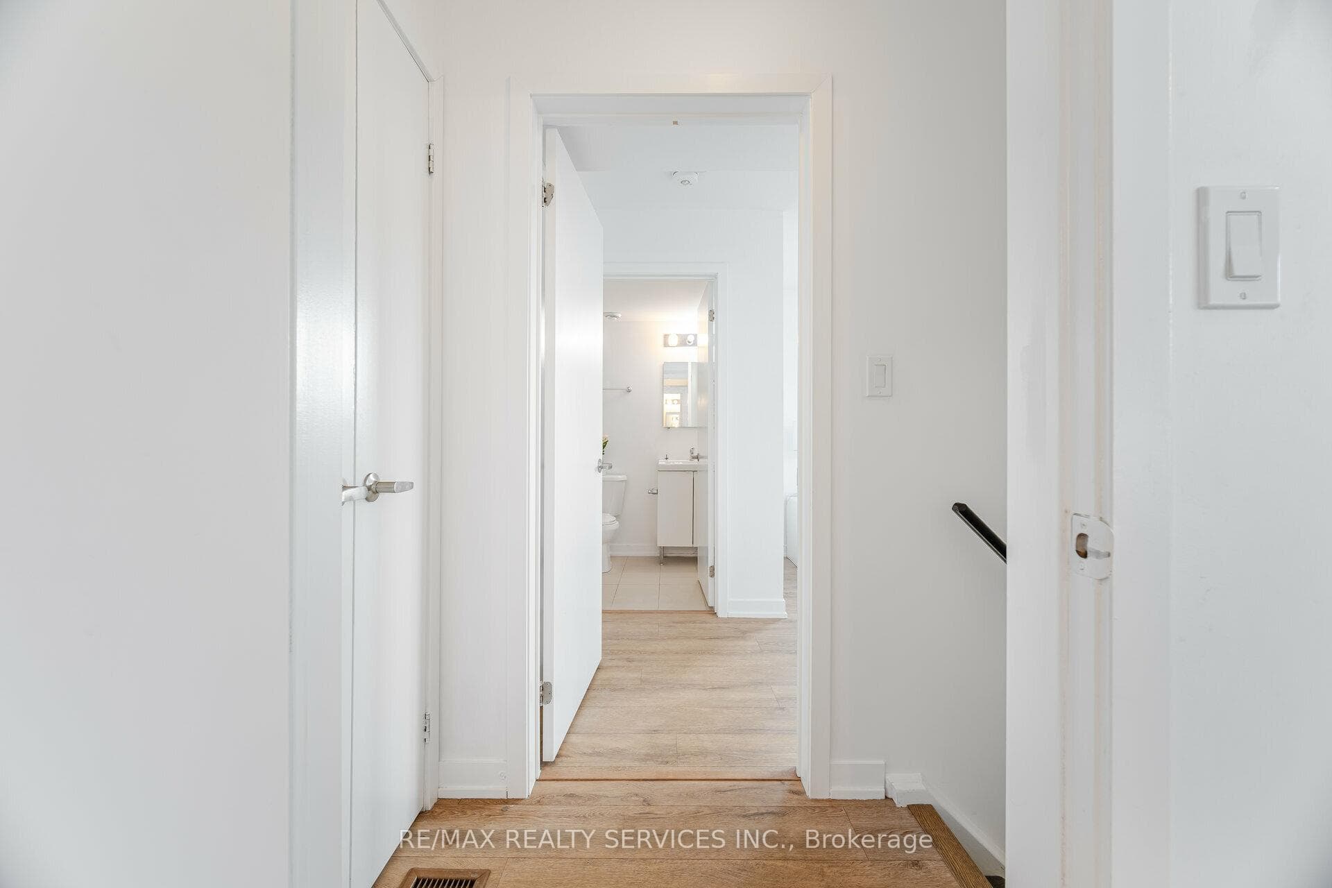 1720 Simcoe Street Unit 31 photo 13