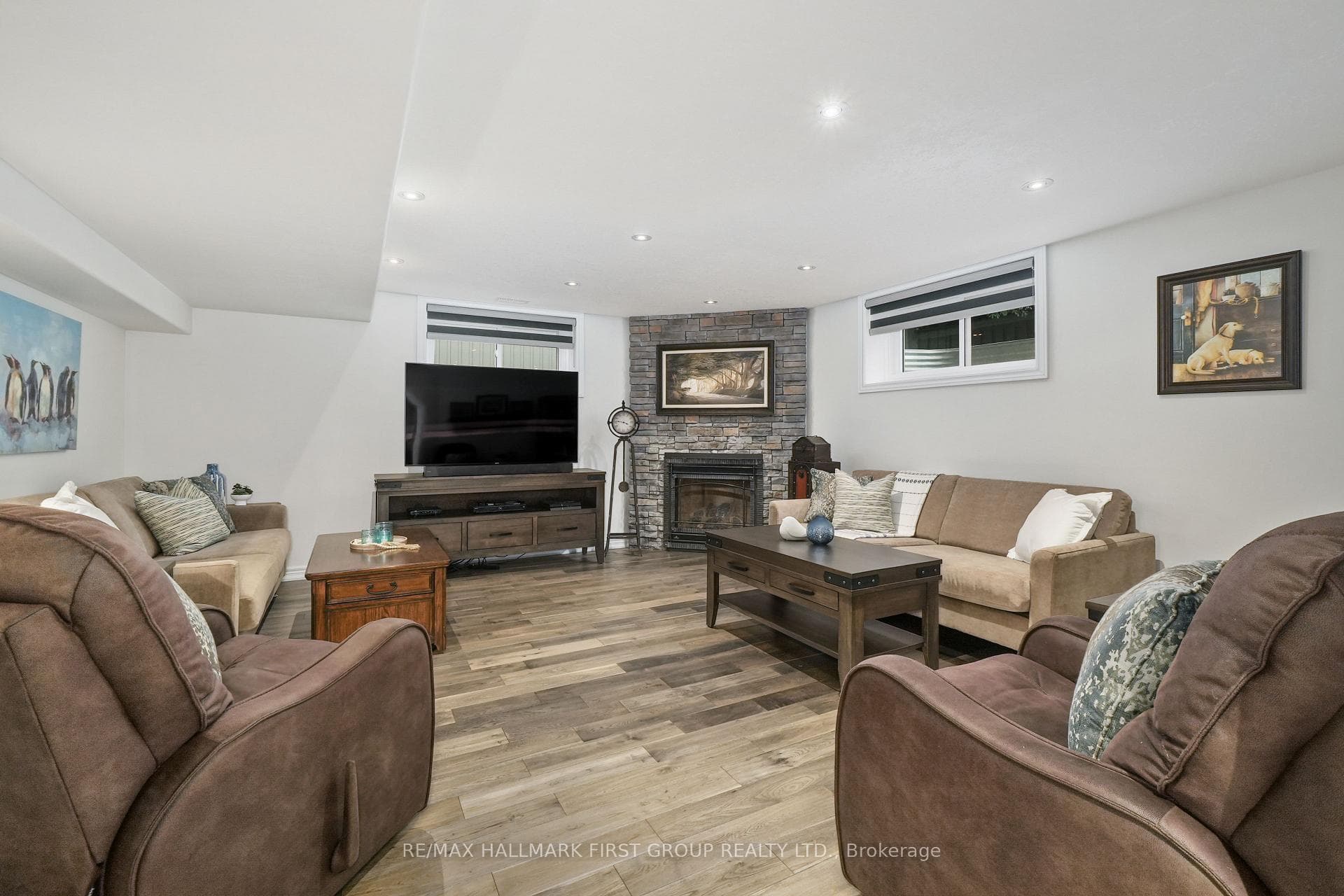 32 Bridges Boulevard photo 24