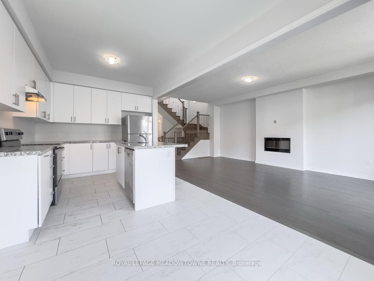 19 Lippa Drive photo 6