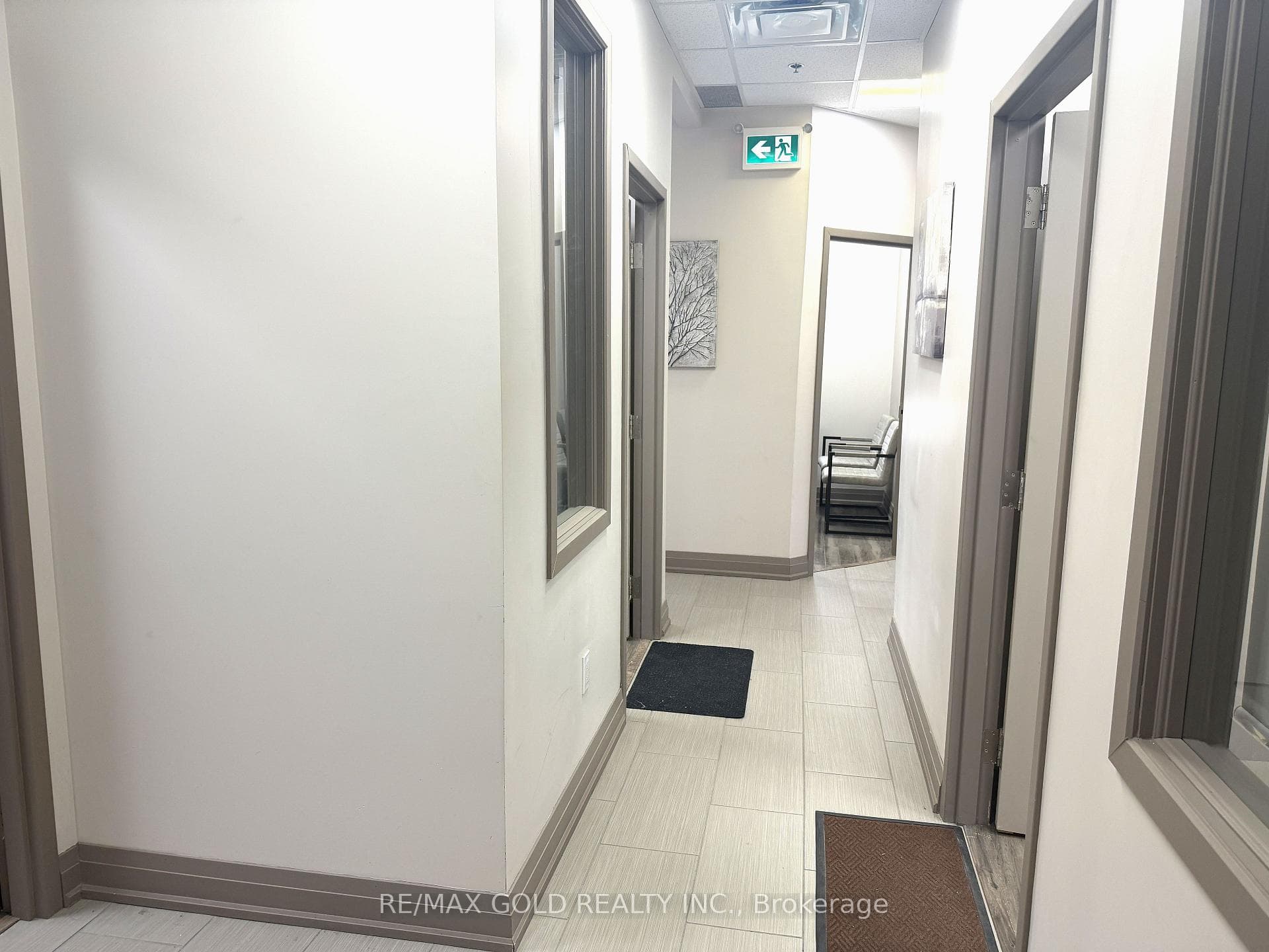 831 Bovaird Drive Unit 25 photo 15
