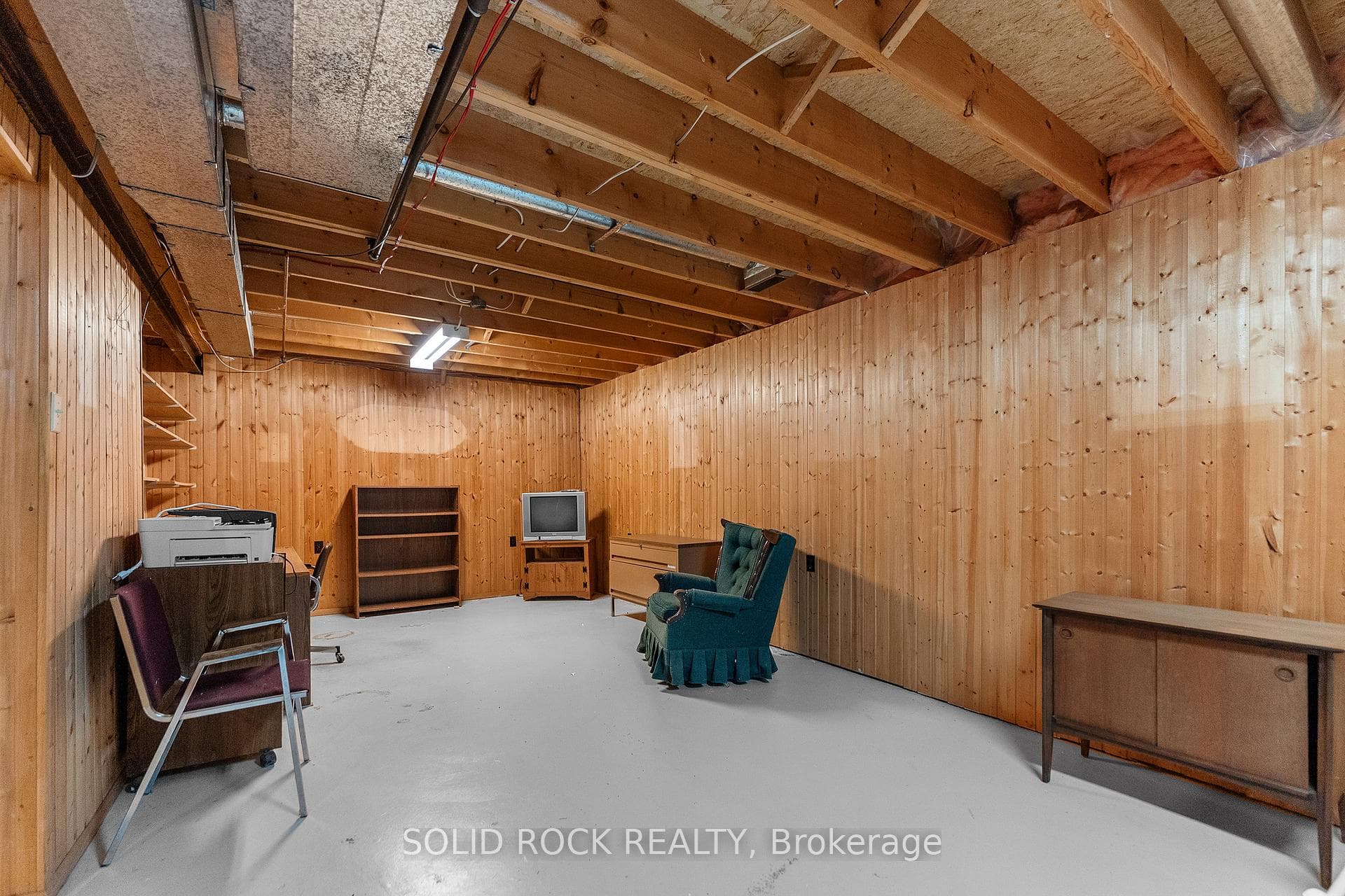 89 Woodridge Court photo 37