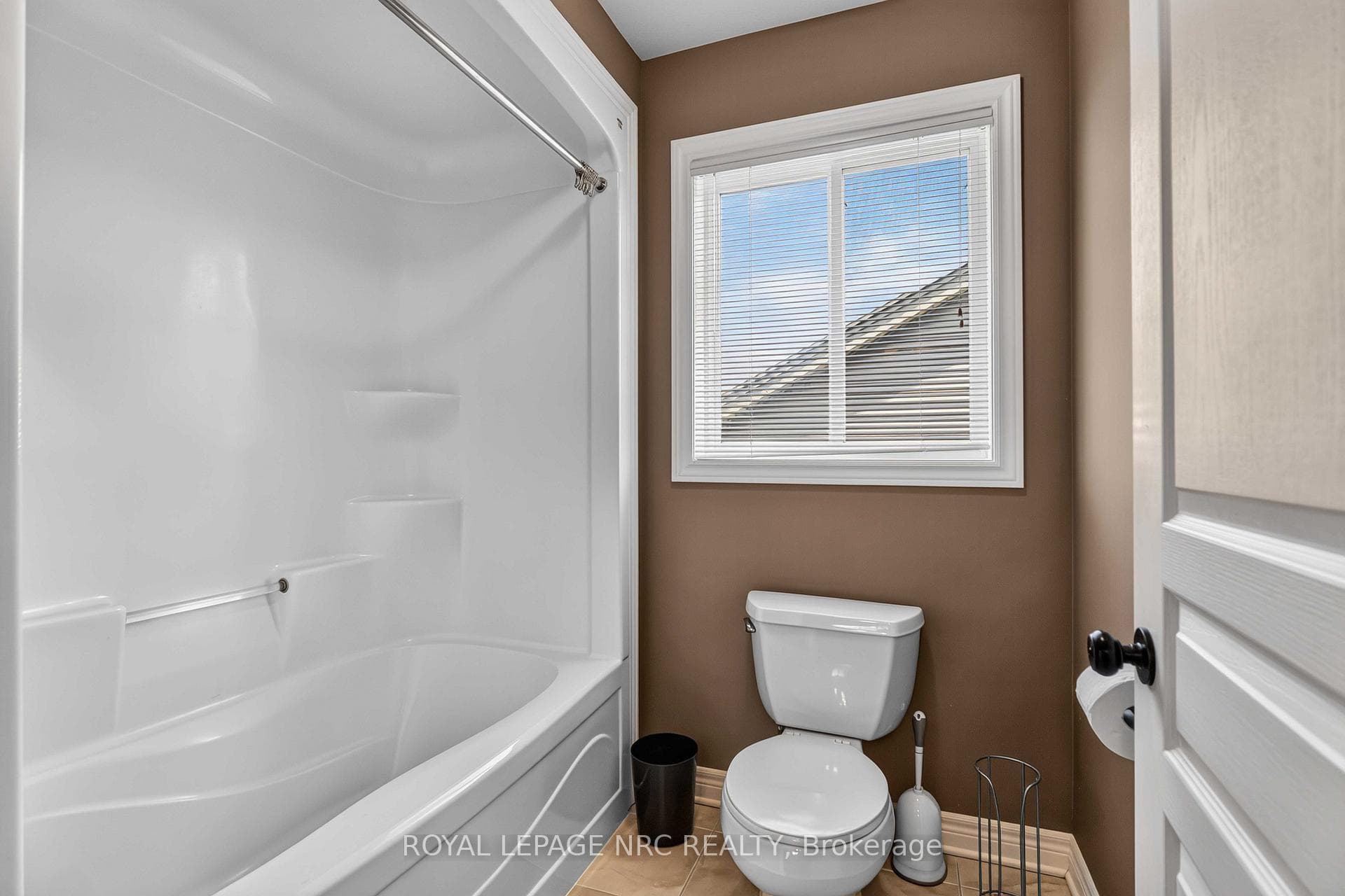 378 Pelham Road photo 39