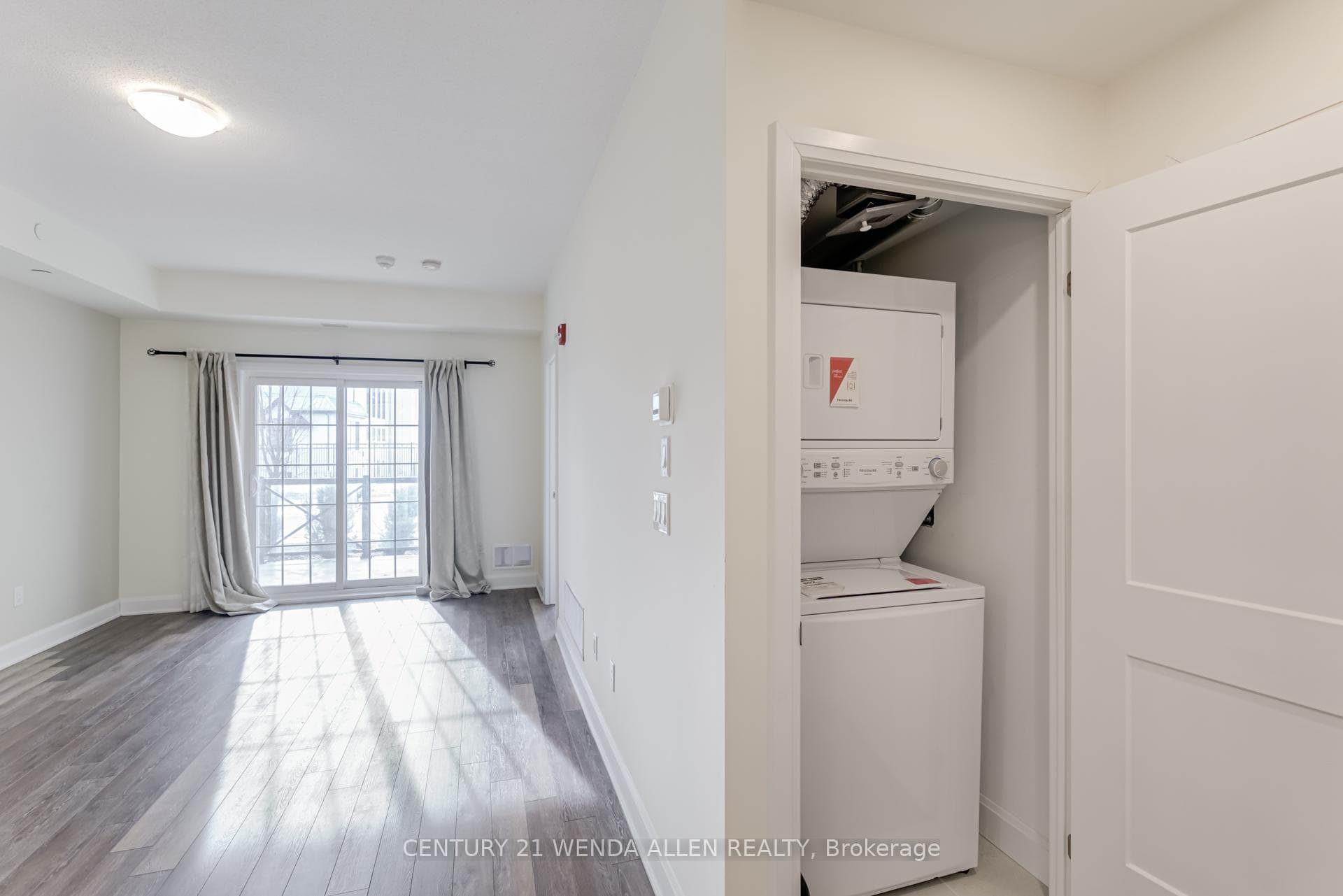 50 Lakebreze Drive Unit 110 photo 29