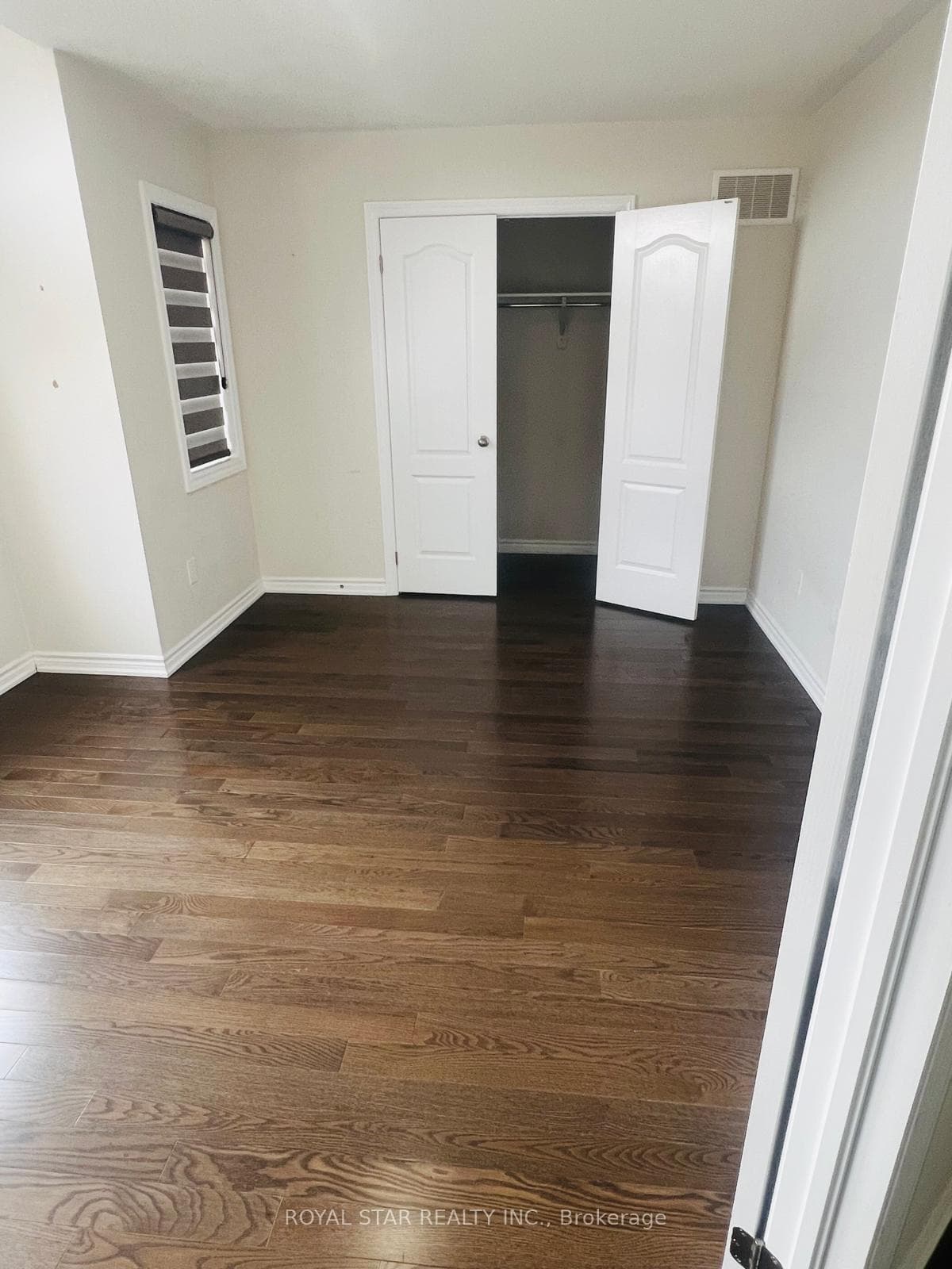 121 Bonnieglen Farm Boulevard Unit Upper photo 23