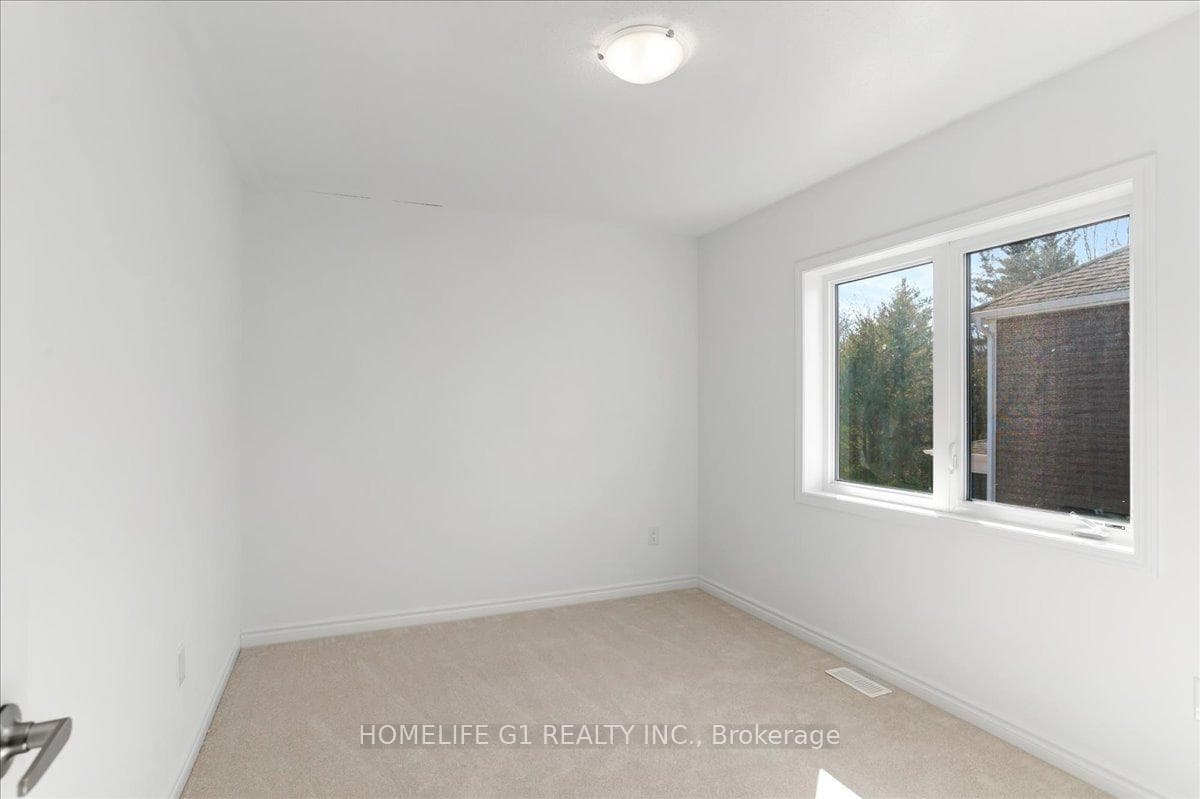 24 Chambery Street photo 25