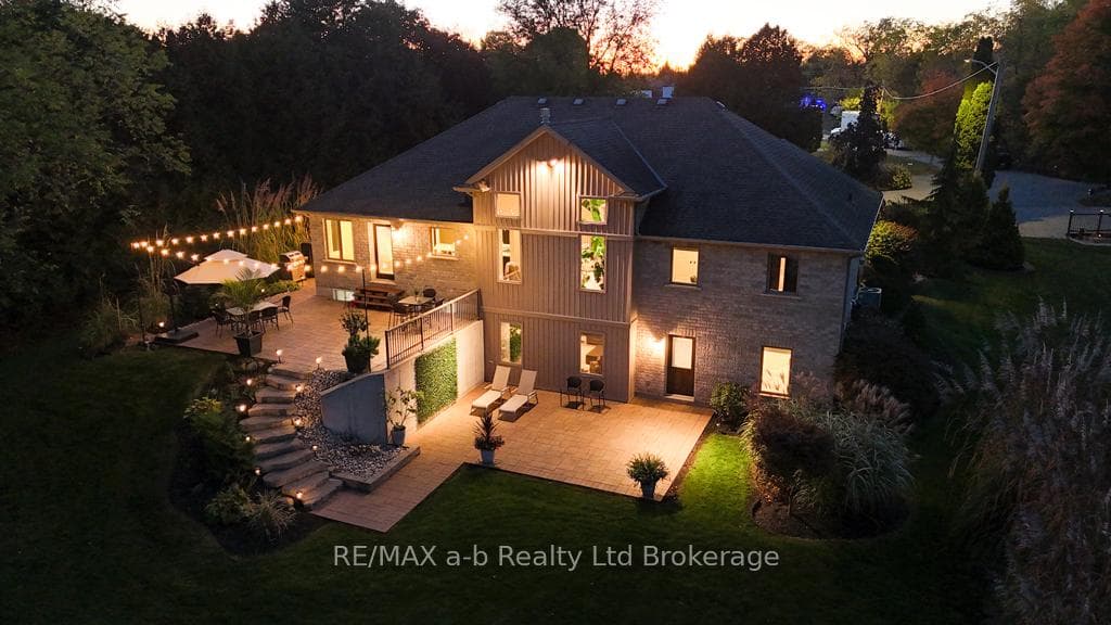 9442 Richmond Road photo 3