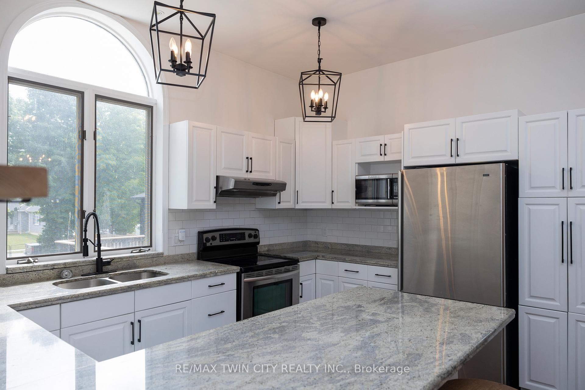 76.5 STOVER Street photo 7