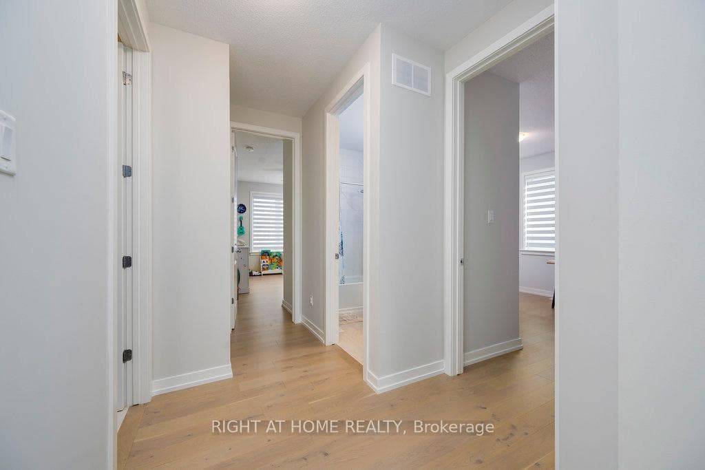 159 Boulonnais Grove photo 28
