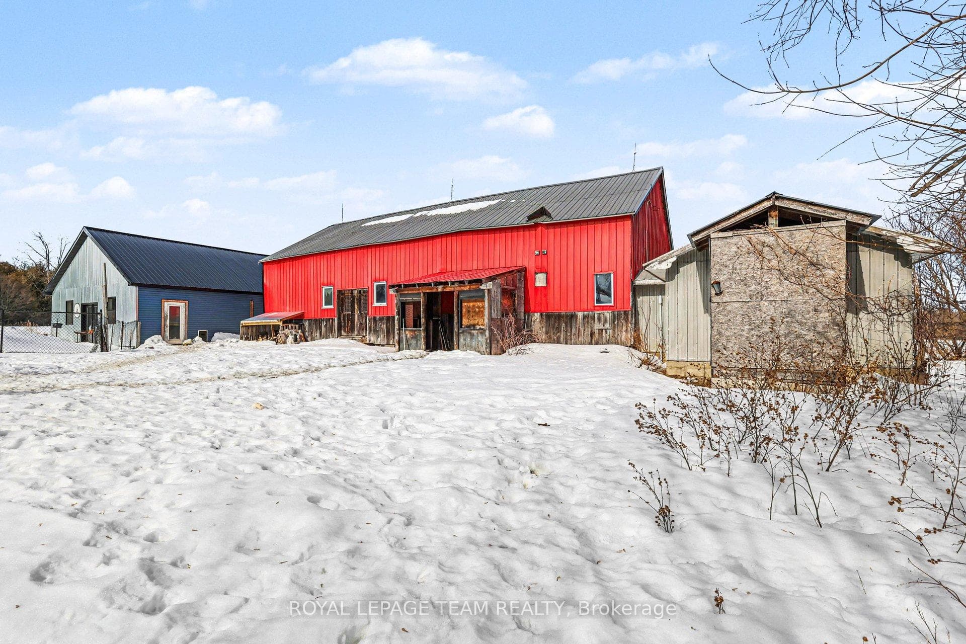 1215 Whitney Road photo 11