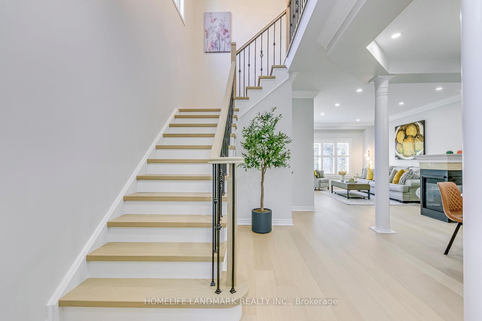 416 Spring Blossom Crescent photo 13