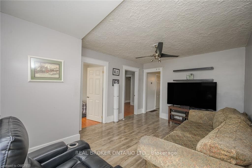 383 Cope Street photo 7