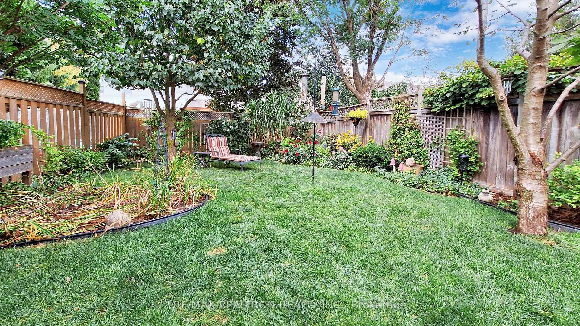 18 Evelyn Buck Lane photo 34