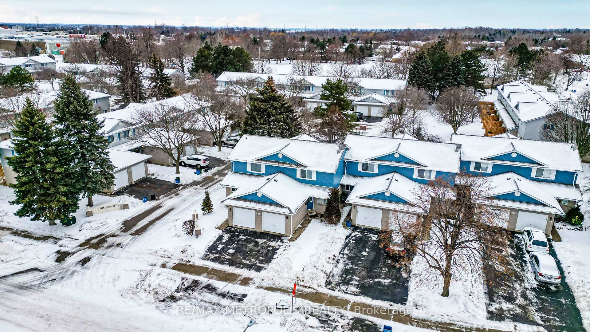 455 Kingscourt Drive Unit 2 photo 28