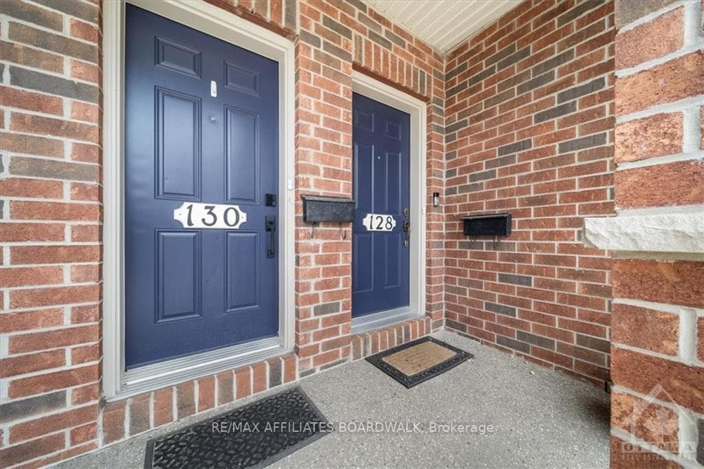1512 WALKLEY Road Unit 130 photo 2