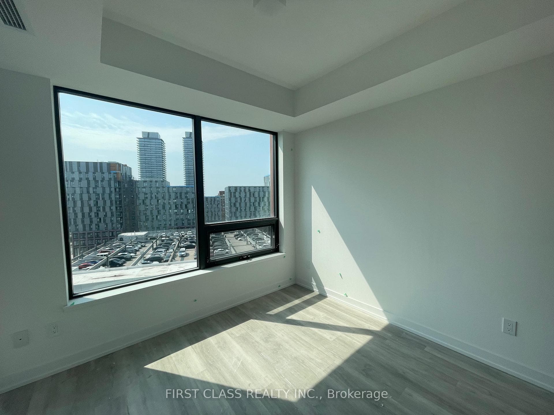 28 Eastern Avenue Unit 1008 photo 6