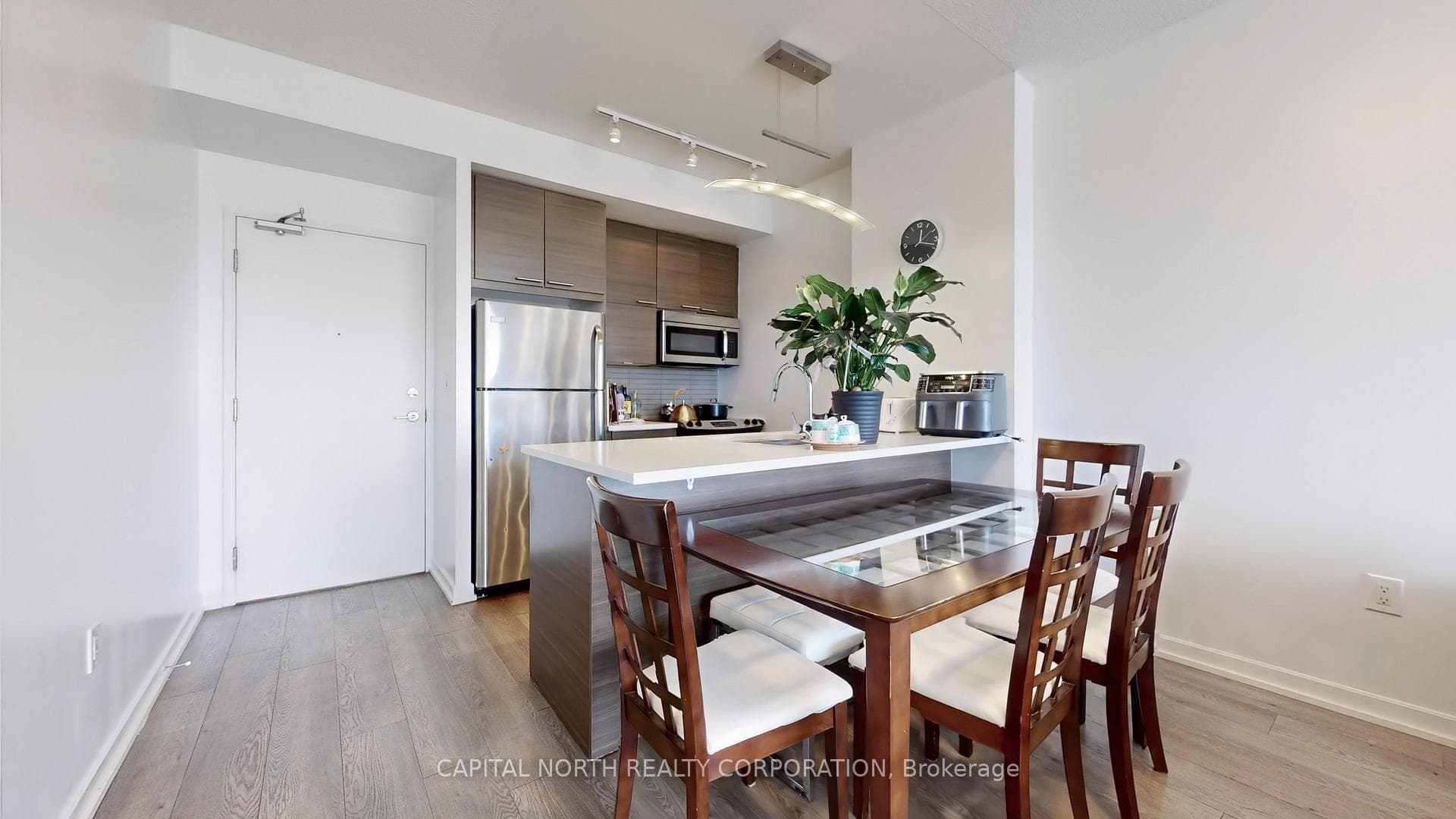 66 Forest Manor Road Unit 2305 photo 4