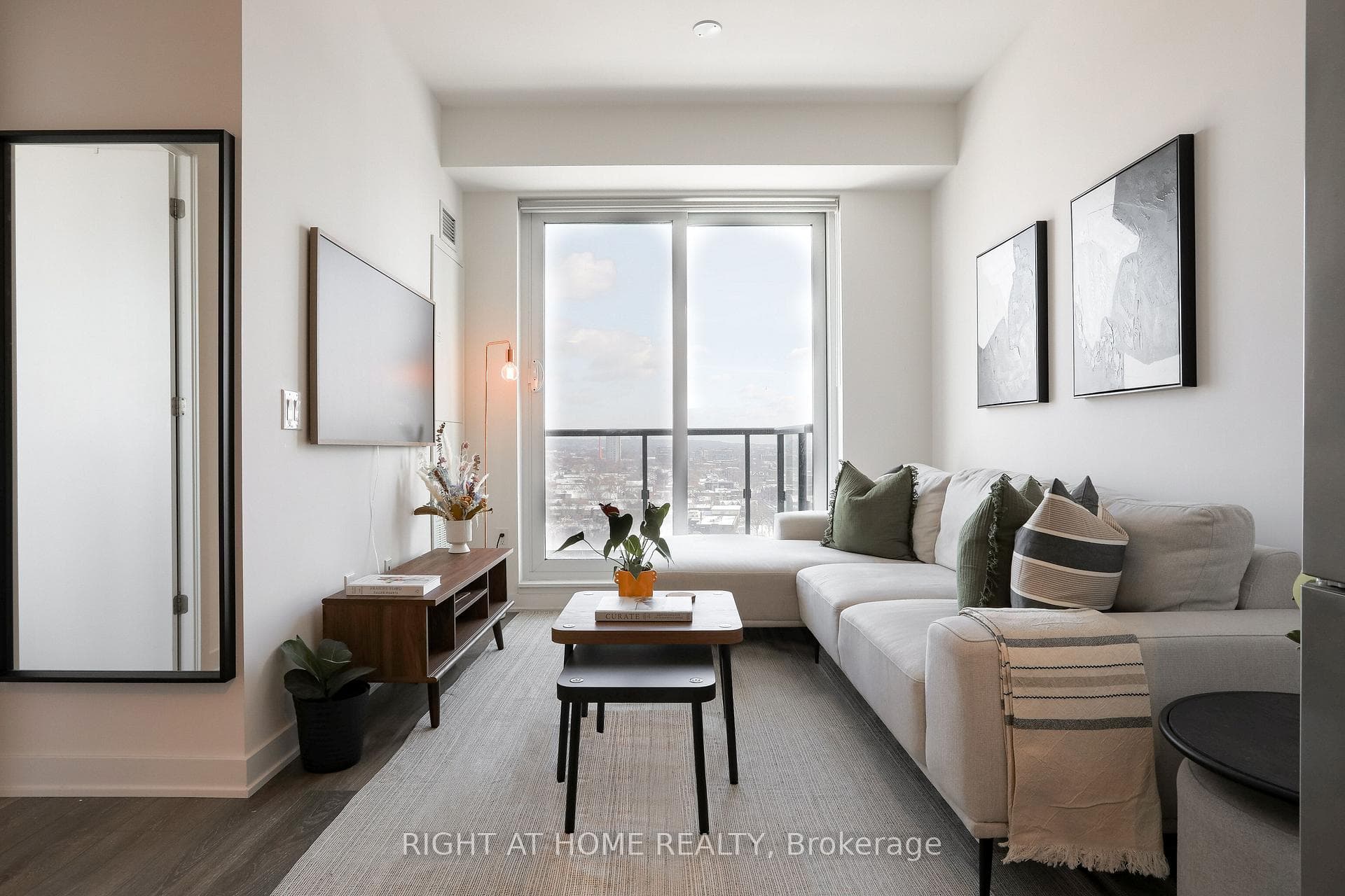 130 River Street Unit 1401 photo 8