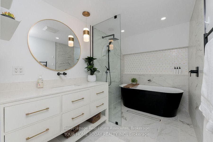 14 Gower Road photo 13