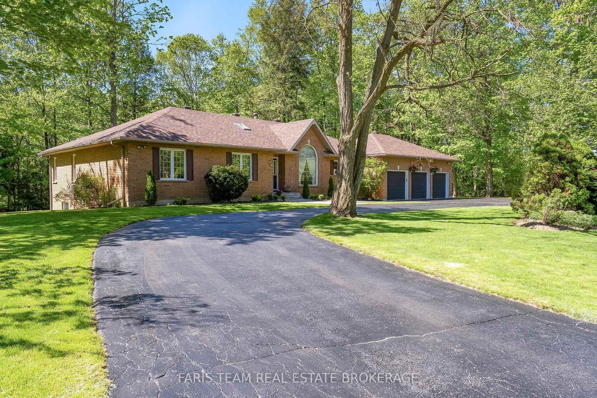 2088 Wilkinson Street photo 2