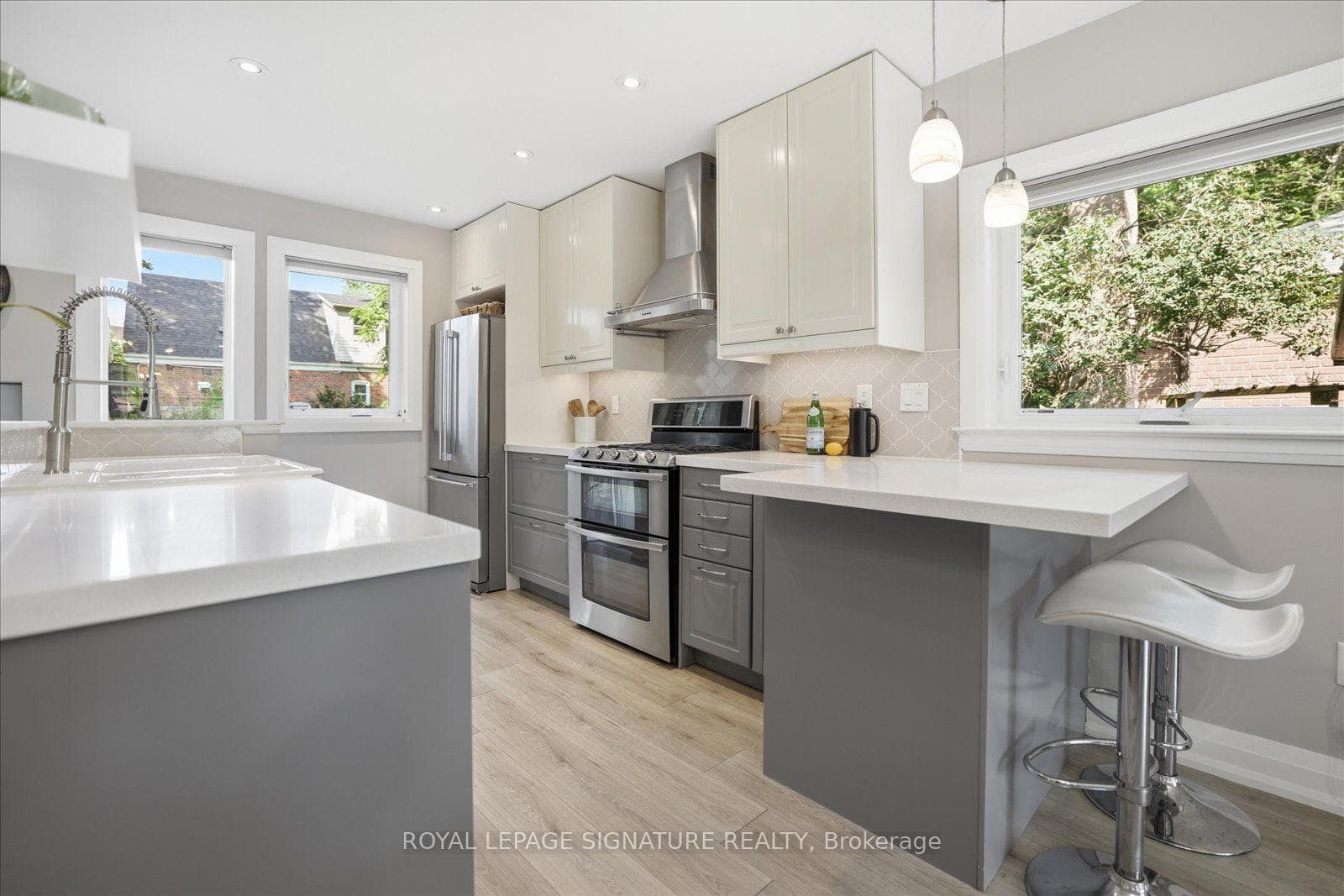 24 Latham Avenue photo 10