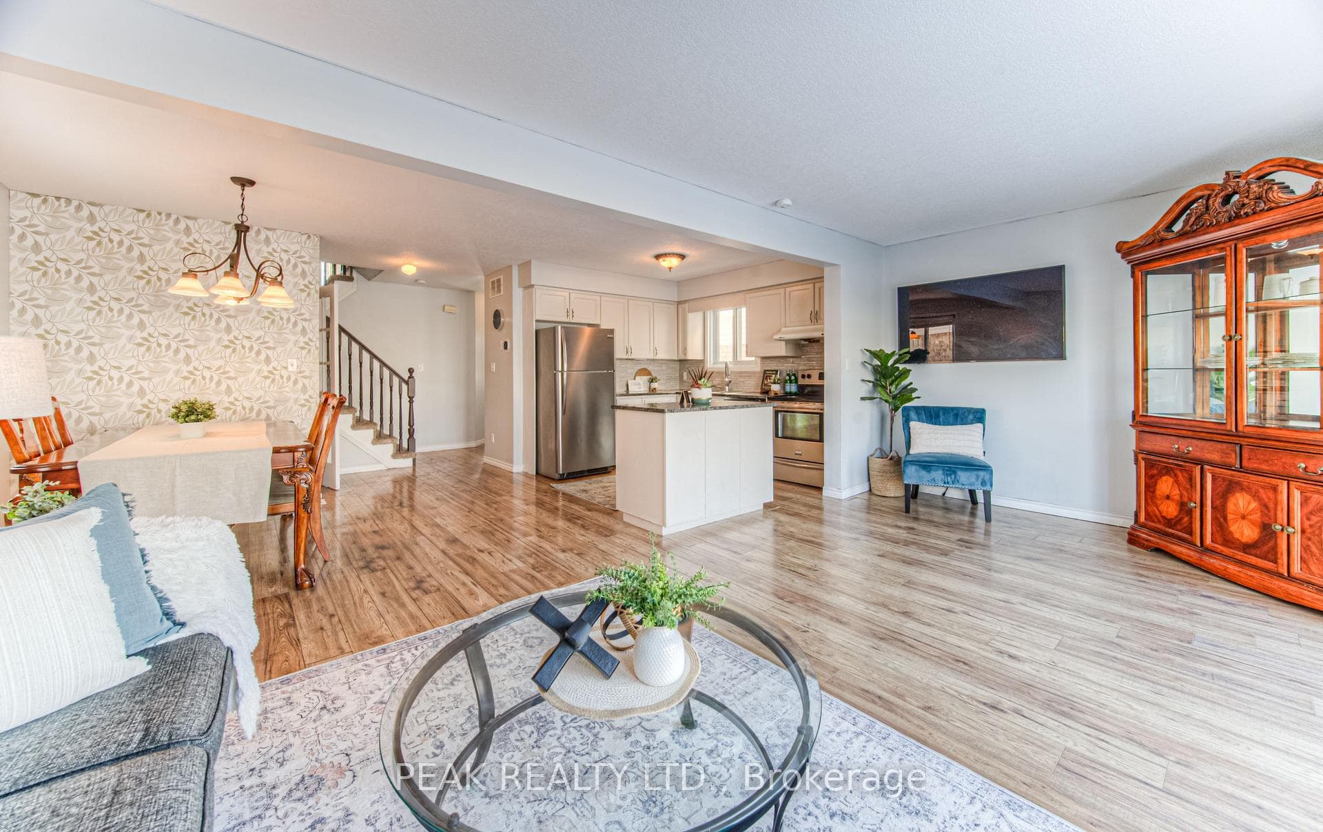 1101 Copper Leaf Crescent photo 12