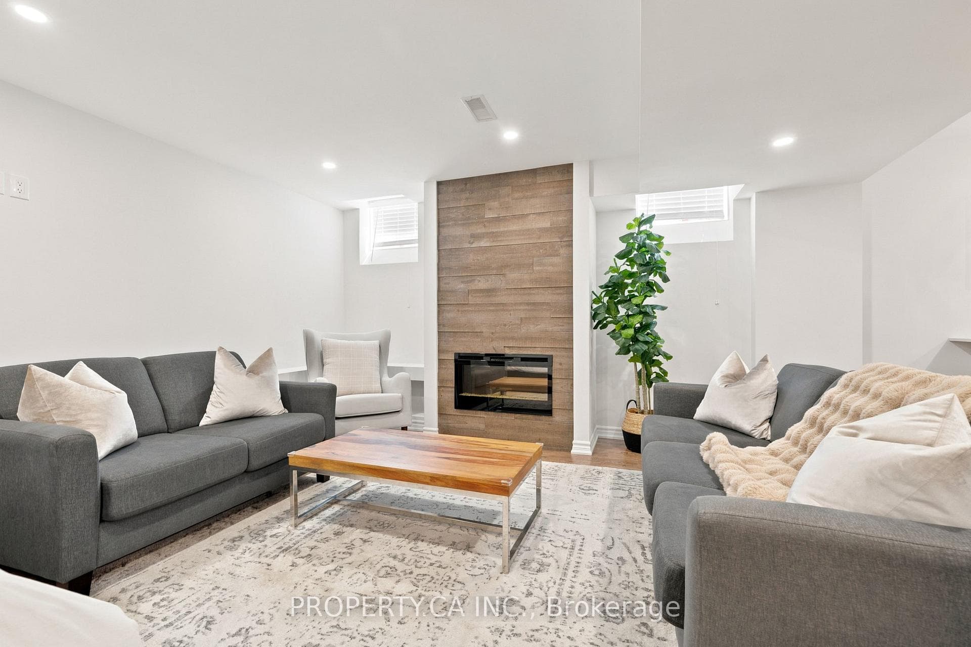 27 Macbean Crescent photo 33