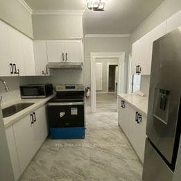 206 Carlton Street Unit 106 photo 11