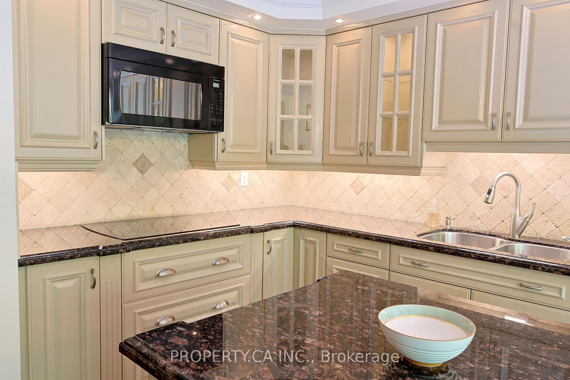 18 Lower Village Gate Unit 203 photo 11
