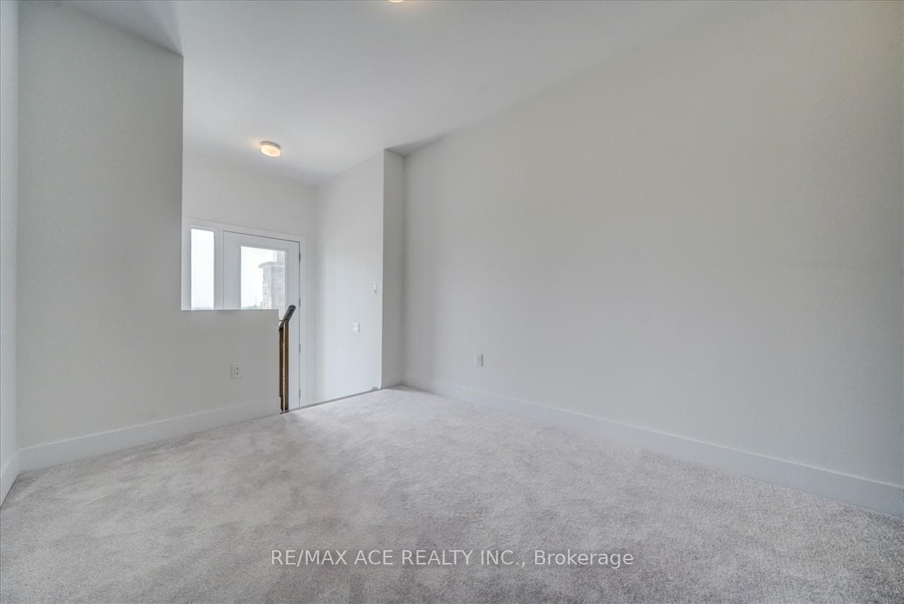 2035 Lowry Drive photo 8