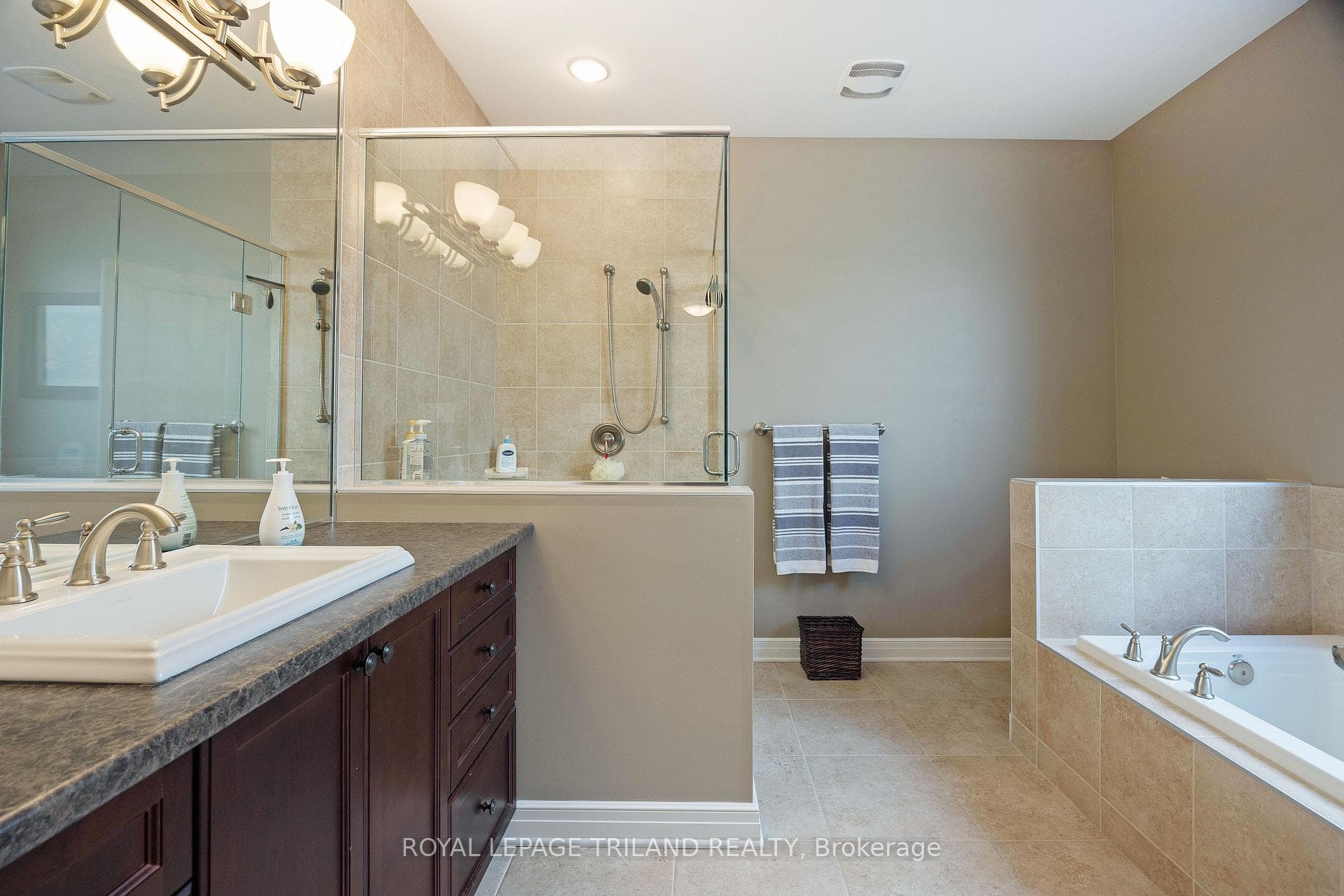 1630 SHORE Road Unit 28 photo 22