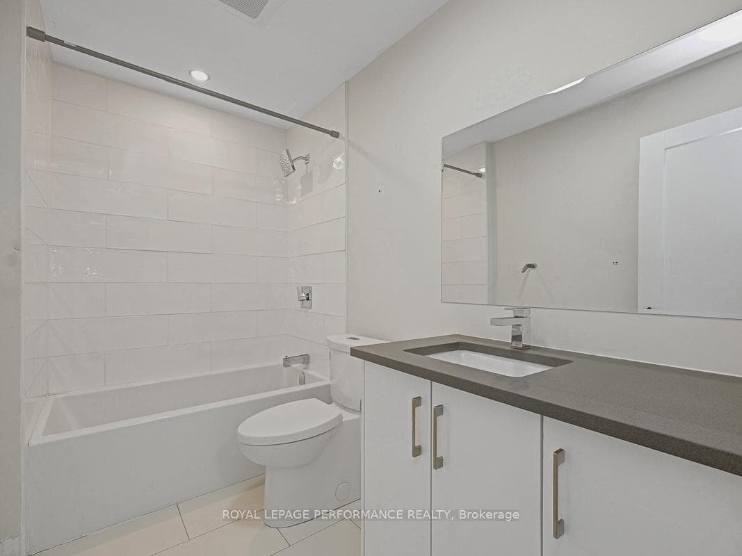 4pc main bath