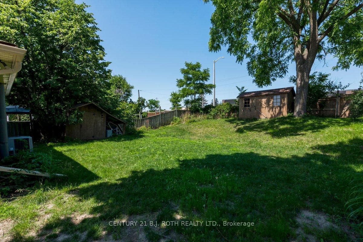 36 Cynthia Court photo 3