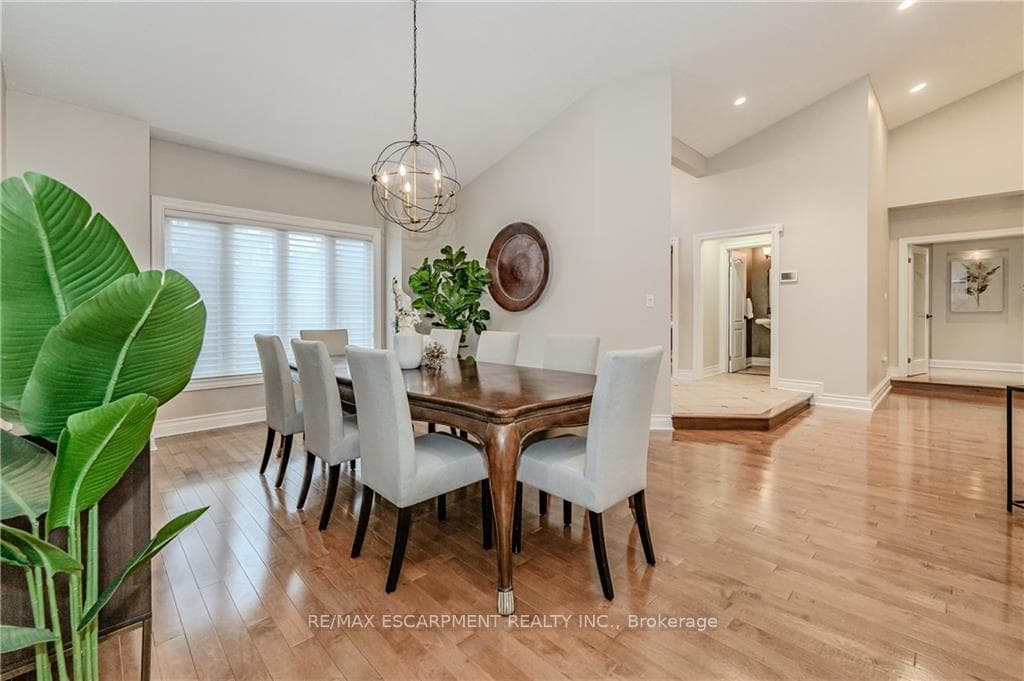 6416 Chelsea Road photo 8