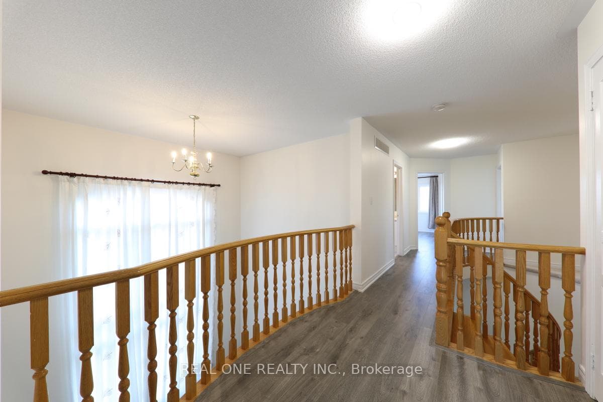 29 Duckfield Crescent photo 31