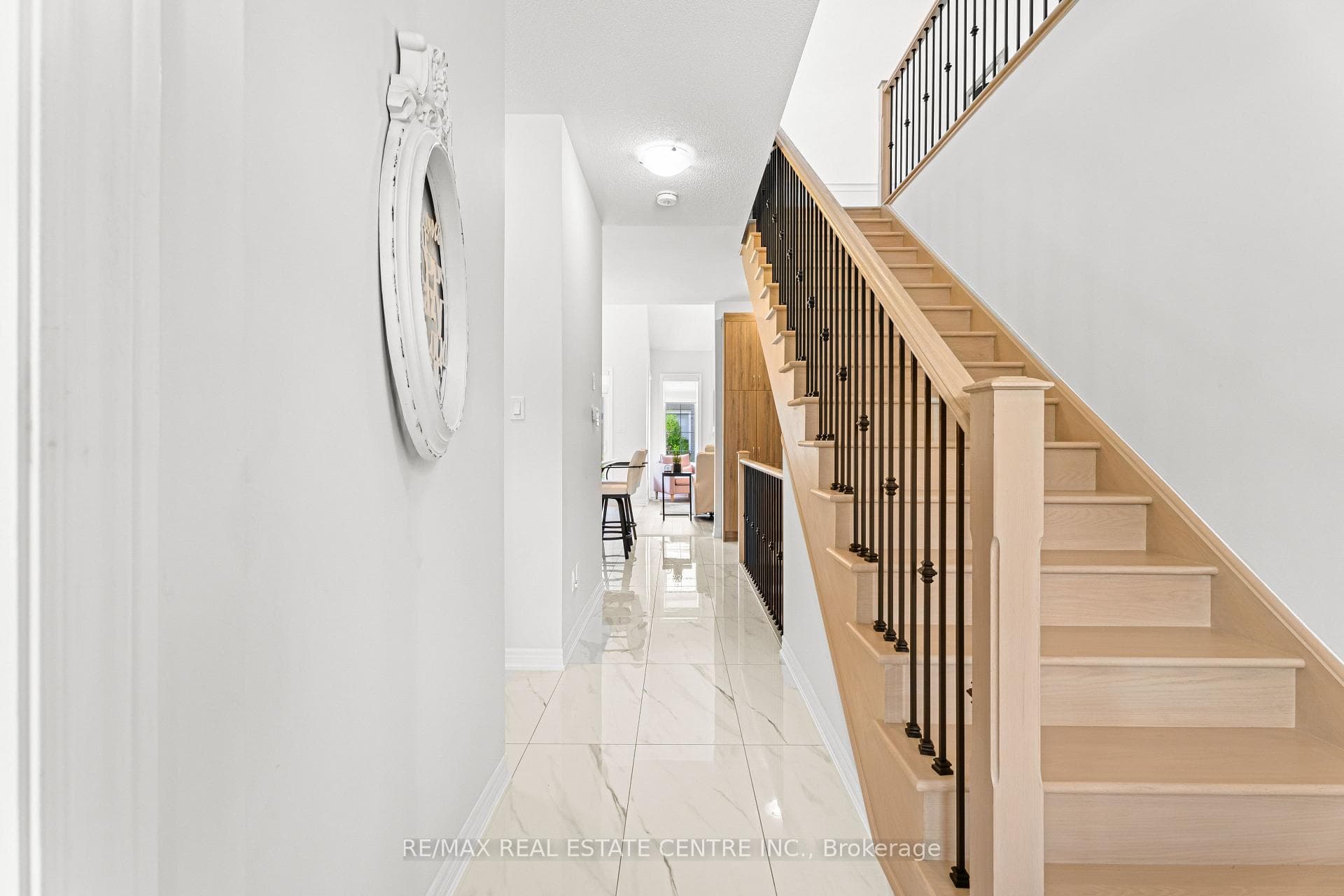 21 Overlea Drive photo 8